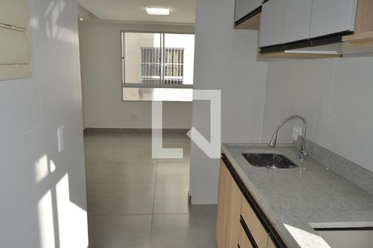 Apartamento à venda com 2 quartos, 44m² em Bonsucesso, Rio de Janeiro
