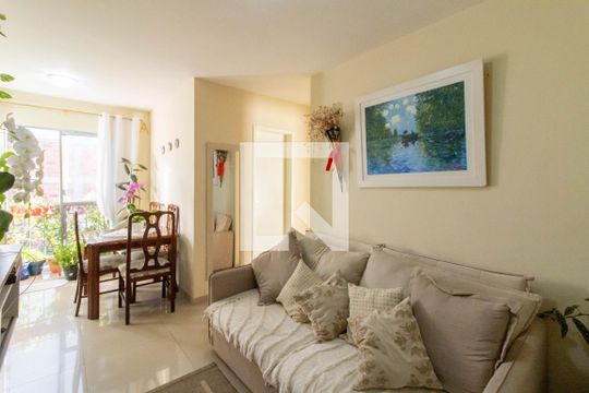 Sala de apartamento à venda com 2 quartos, 77m² em Jardim Flor da Montanha, Guarulhos