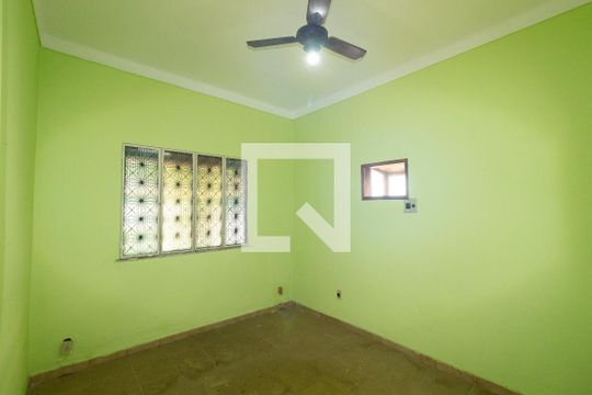 Quarto 1 de casa à venda com 3 quartos, 150m² em Campo Grande, Rio de Janeiro