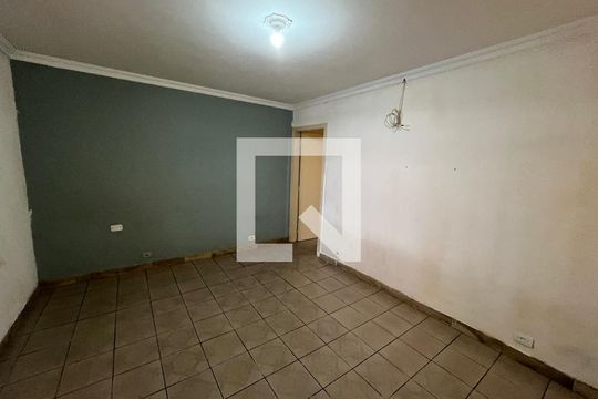 Casa à venda com 2 quartos, 78m² em Jardim Paris, São Paulo