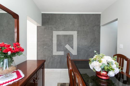 Sala de Jantar  de casa para alugar com 3 quartos, 248m² em Vila Rosaria, São Paulo
