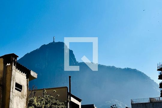 Sala de apartamento à venda com 2 quartos, 110m² em Lagoa, Rio de Janeiro