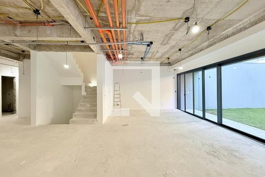 Sala de casa de condomínio à venda com 4 quartos, 530m² em Itaim Bibi, São Paulo
