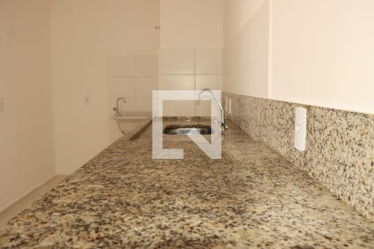 Apartamento para alugar com 2 quartos, 35m² em Conjunto Habitacional Teotonio Vilela, São Paulo