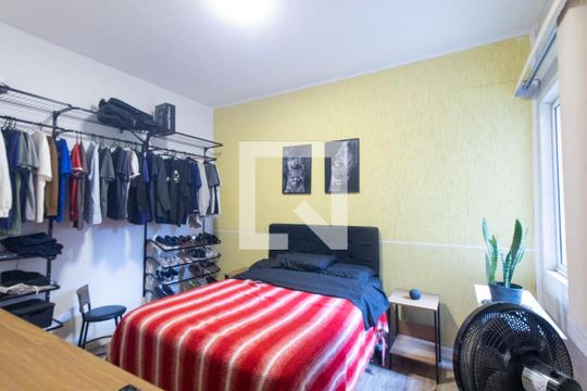 Quarto 1 de apartamento para alugar com 2 quartos, 89m² em Rebouças, Curitiba