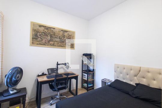 Quarto 2 de apartamento para alugar com 2 quartos, 89m² em Rebouças, Curitiba