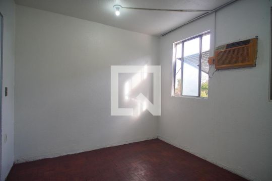 Quarto de apartamento para alugar com 2 quartos, 25m² em Cohab, Sapucaia do Sul