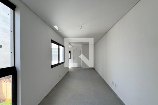 Sala de apartamento à venda com 2 quartos, 67m² em Nova Petrópolis, São Bernardo do Campo