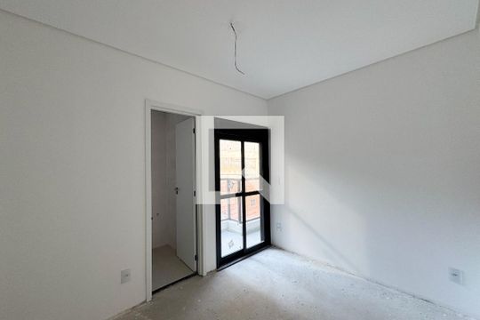 Suíte  de apartamento à venda com 2 quartos, 67m² em Nova Petrópolis, São Bernardo do Campo