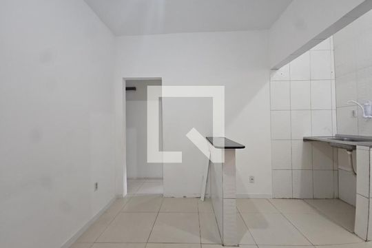 Sala/Cozinha de casa para alugar com 3 quartos, 55m² em Boca do Rio, Salvador