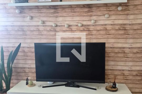 Sala de apartamento para alugar com 2 quartos, 52m² em Vila Santana, São Paulo