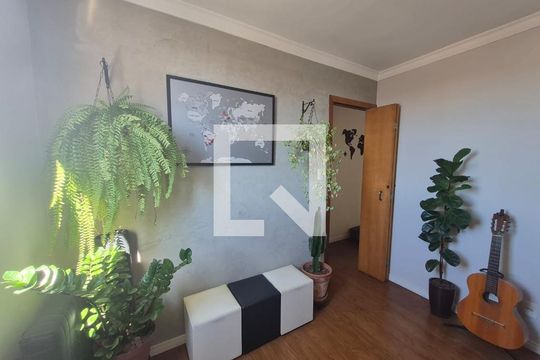 Sala de apartamento para alugar com 2 quartos, 52m² em Vila Santana, São Paulo