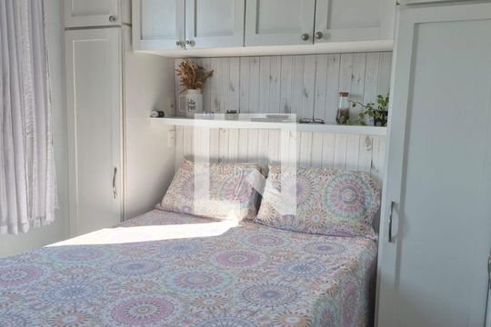 Quarto de apartamento para alugar com 2 quartos, 52m² em Vila Santana, São Paulo