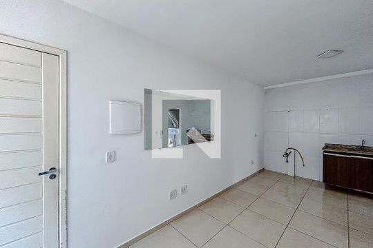 Sala de apartamento para alugar com 1 quarto, 40m² em Vila Matilde, São Paulo
