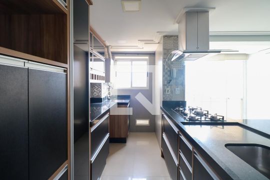 Cozinha e Área de Serviço de apartamento para alugar com 2 quartos, 53m² em Piraporinha, Diadema
