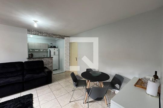 Sala de apartamento à venda com 2 quartos, 60m² em Setor Negrão de Lima, Goiânia
