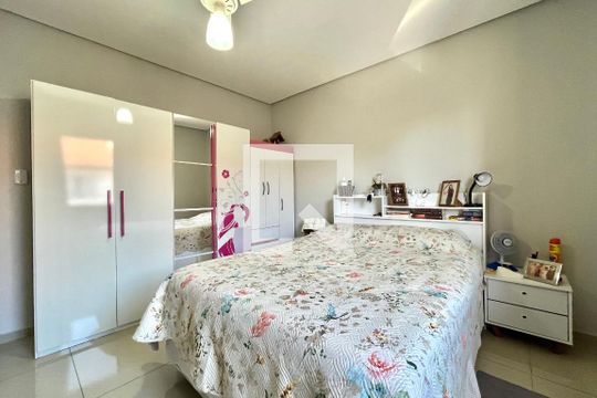 Quarto 1 de casa à venda com 3 quartos, 137m² em Vila do Encontro, São Paulo