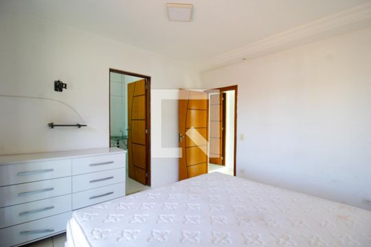 Quarto Suíte de casa para alugar com 3 quartos, 200m² em Vila Cavaton, São Paulo
