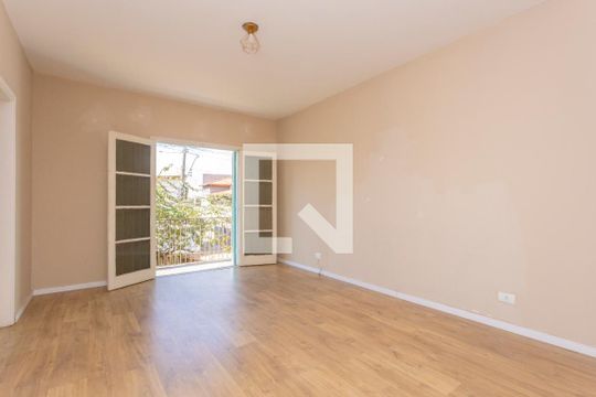 Quarto Suíte de casa para alugar com 4 quartos, 270m² em Jardim Guarapiranga, São Paulo