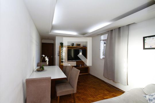Sala  de apartamento à venda com 3 quartos, 80m² em Nova Gameleira, Belo Horizonte