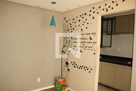 Apartamento à venda com 2 quartos, 44m² em Jardim Paraguacu, São Paulo