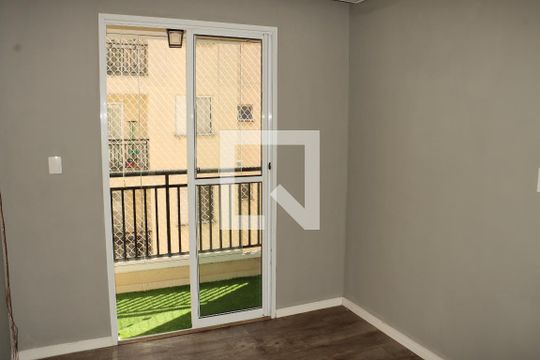 Apartamento à venda com 2 quartos, 44m² em Jardim Paraguacu, São Paulo