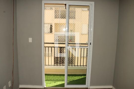 Apartamento à venda com 2 quartos, 44m² em Jardim Paraguacu, São Paulo