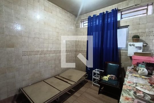 Casa para alugar com 1 quarto, 35m² em Centro, Nilópolis