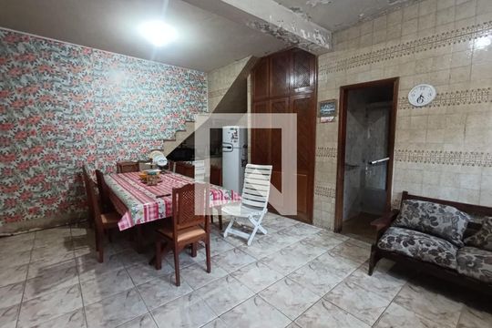 Casa para alugar com 1 quarto, 35m² em Centro, Nilópolis