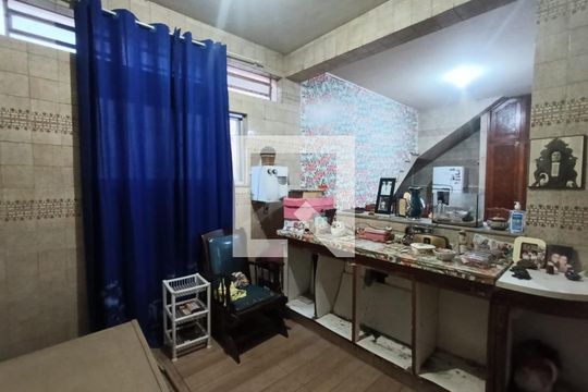 Casa para alugar com 1 quarto, 35m² em Centro, Nilópolis