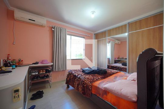 Quarto 2 de apartamento para alugar com 2 quartos, 69m² em Serraria, São José