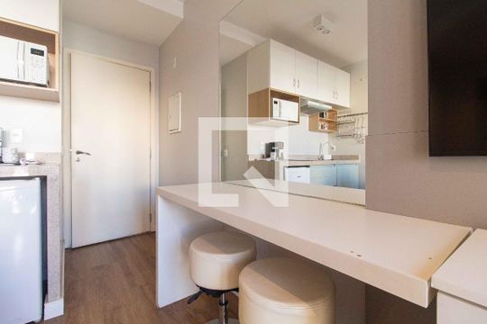 Studio de kitnet/studio à venda com 0 quarto, 28m² em Aclimação, São Paulo