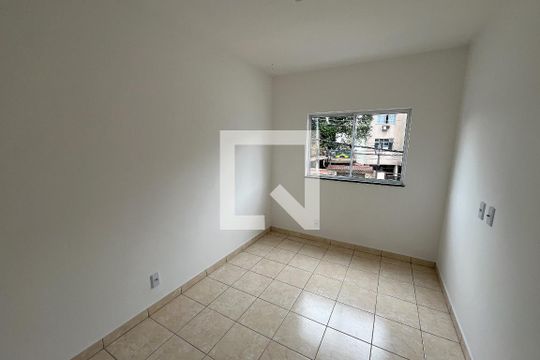 Quarto 1 de apartamento para alugar com 2 quartos, 51m² em Ilha do Governador, Rio de Janeiro
