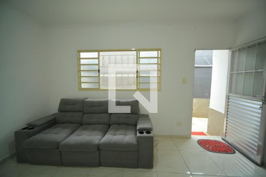 Casa para alugar com 2 quartos, 250m² em Jardim Sao Luis, São Bernardo do Campo