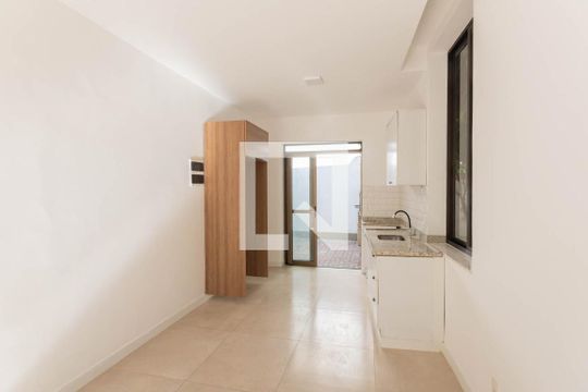 Sala de casa para alugar com 2 quartos, 80m² em Andaraí, Rio de Janeiro