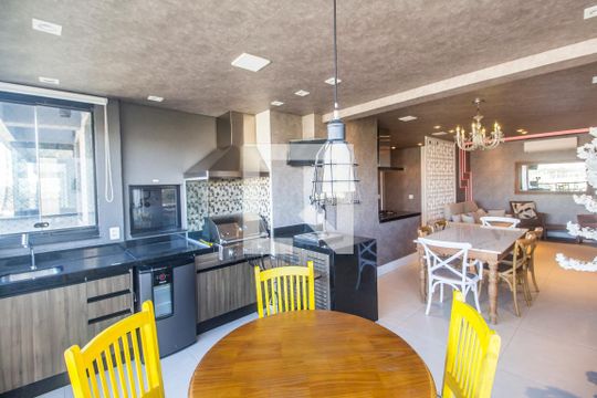 Varanda gourmet de apartamento para alugar com 3 quartos, 112m² em Empresarial 18 do Forte, Barueri