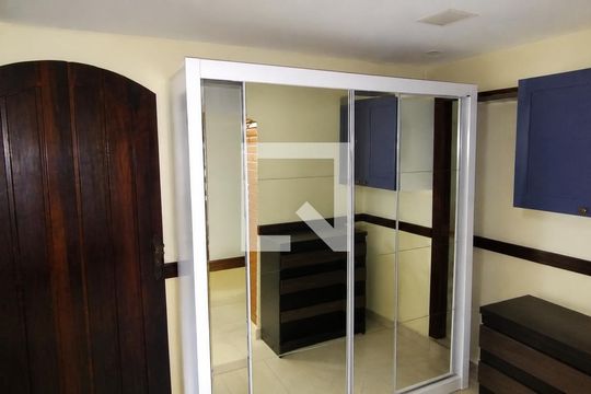 Quarto de casa à venda com 3 quartos, 106m² em Vila Robertina, São Paulo