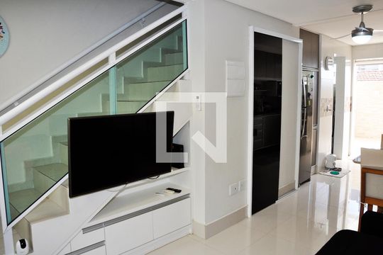 Detalhe - Sala e Sala de Jantar de casa de condomínio à venda com 2 quartos, 89m² em Vila Mangalot, São Paulo