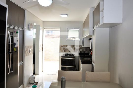 Detalhe - Sala e Sala de Jantar de casa de condomínio à venda com 2 quartos, 89m² em Vila Mangalot, São Paulo