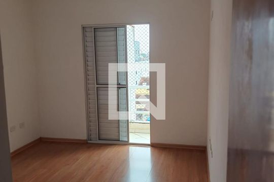 Quarto de casa para alugar com 3 quartos, 240m² em Vila Esperança, São Paulo