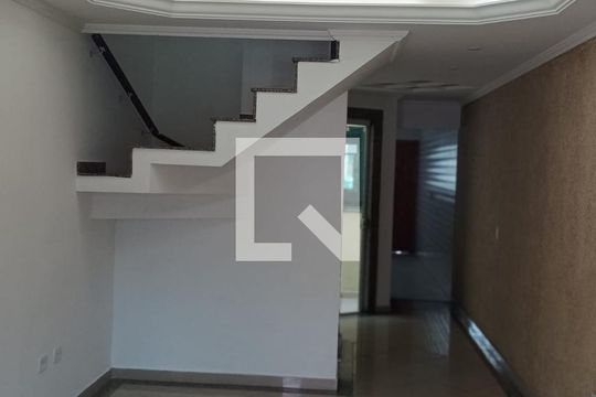 Sala de casa para alugar com 3 quartos, 240m² em Vila Esperança, São Paulo