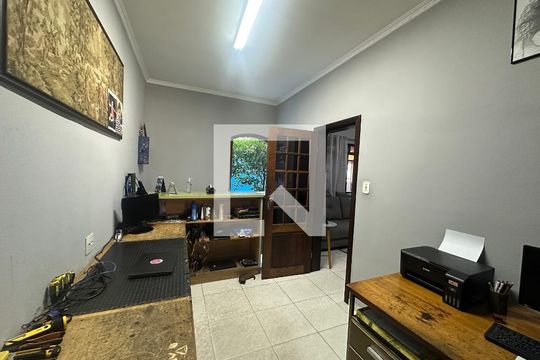 Quarto 1 de casa à venda com 5 quartos, 295m² em Jardim Silveira, Barueri