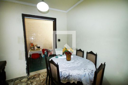 Sala de Jantar de casa à venda com 2 quartos, 480m² em Olaria, Rio de Janeiro