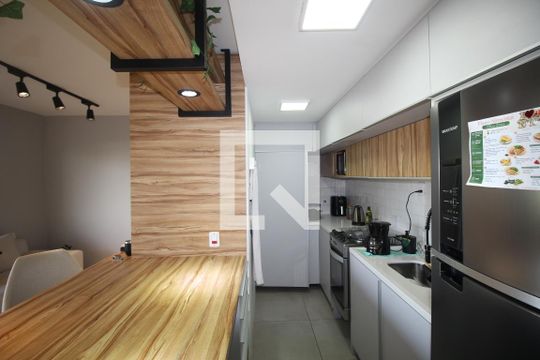 Sala/Cozinha de apartamento à venda com 1 quarto, 43m² em Jardim do Salso, Porto Alegre