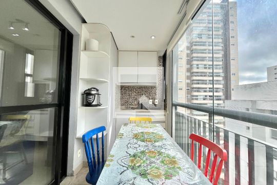Varanda/Cozinha de apartamento para alugar com 1 quarto, 33m² em Vila da Saúde, São Paulo