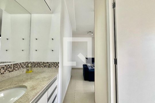 Corredor  de apartamento para alugar com 1 quarto, 33m² em Vila da Saúde, São Paulo