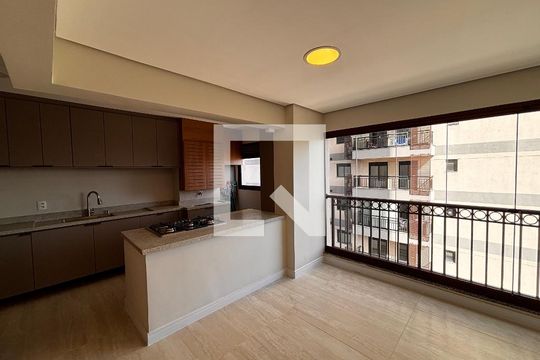 Sala de apartamento à venda com 2 quartos, 105m² em Empresarial 18 do Forte, Barueri