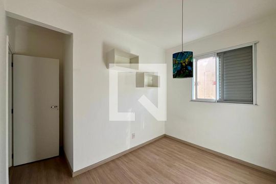 Quarto 1 de apartamento à venda com 3 quartos, 72m² em Jardim Flamboyant, Campinas