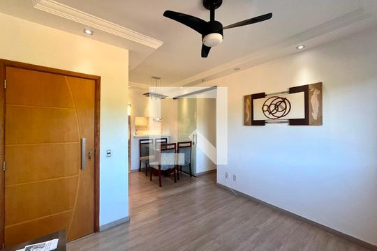 Sala de apartamento à venda com 3 quartos, 72m² em Jardim Flamboyant, Campinas