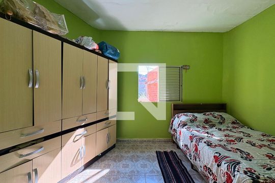 Quarto 1 de casa para alugar com 1 quarto, 200m² em Cidade São Jorge, Santo André